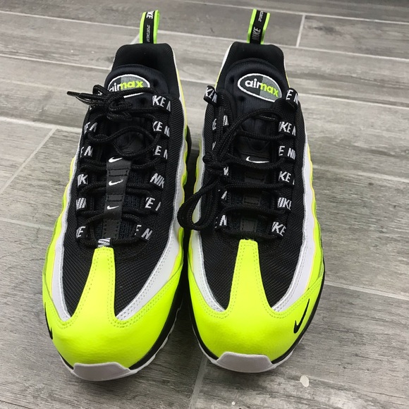 Nike Air Max 95 Premium Men's Shoes 9.5 Volt Glow - Picture 2 of 8